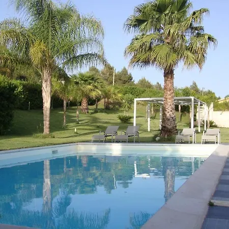 Apartment In Con Piscina *
