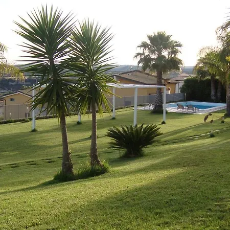 In Con Piscina *